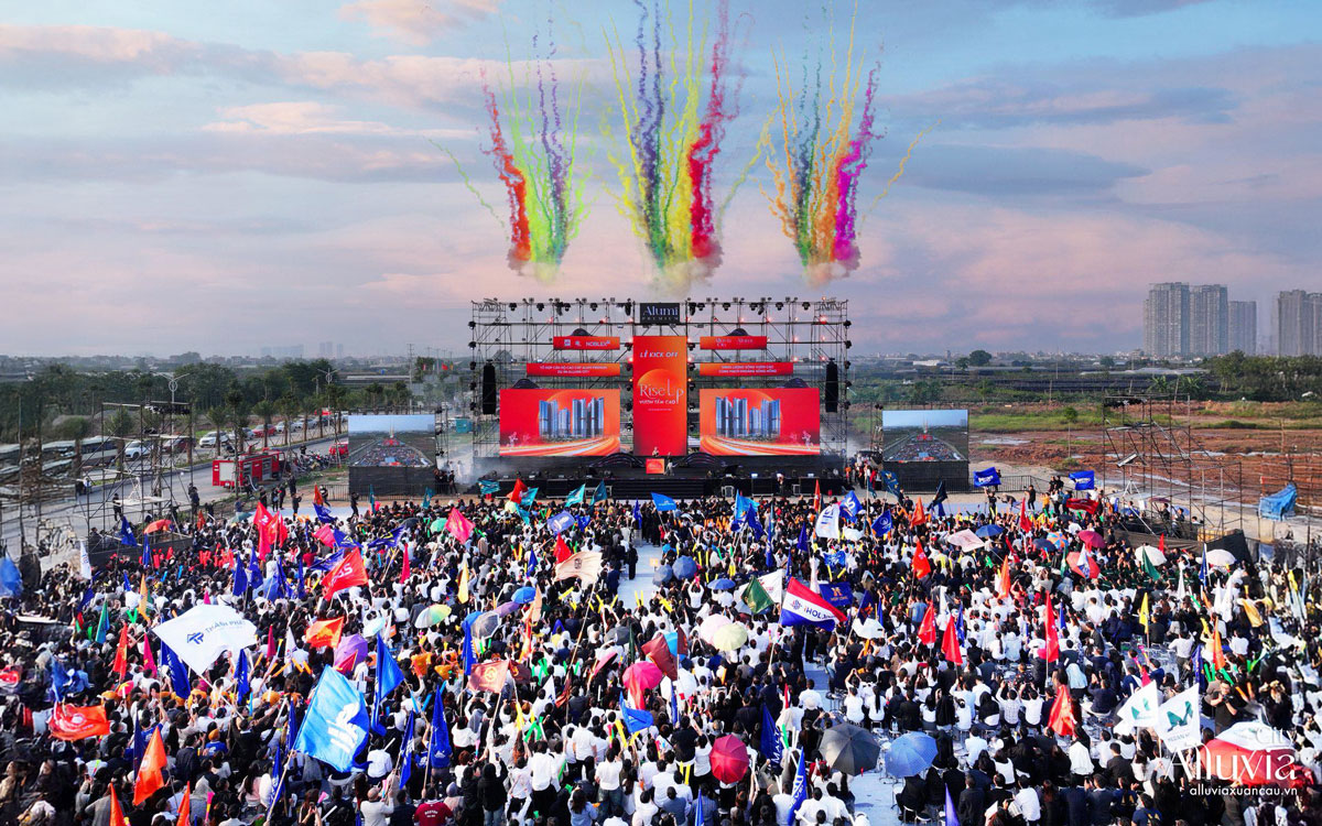 Su kien ra mat Alumi Premium 01